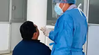 Los casos de COVID-19 siguen a la baja