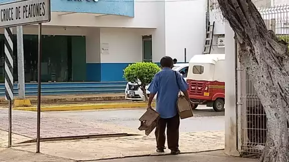 Don Jaime apenas sobrevive con lo que logra conseguir