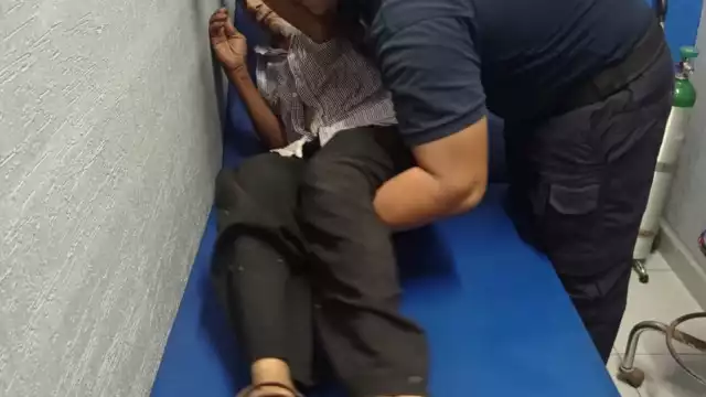 El adulto mayor encontrado en Nuevo Xcan fue atendido por médicos, ya que presentaba deshidratación