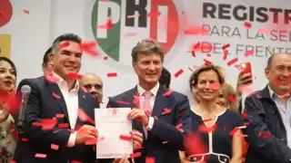 El nuevo aspirante a coordinador del Frente Amplio por México refrendó su compromiso con el Revolucionario Institucional
