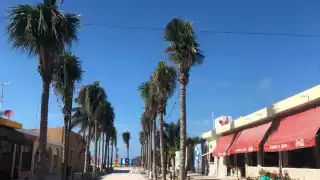 Las calles de la comisario lucen vacías debido al cierre de negocios