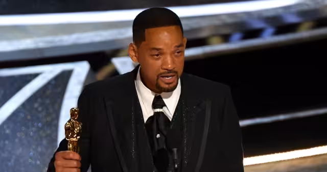 Will Smith recibió el Oscar a Mejor actor. Foto: AFP