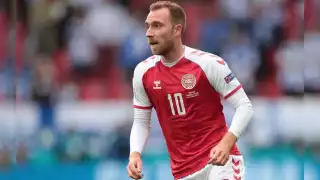 Eriksen actualmente juega en la Premier Legue en Inglaterra
