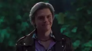 Evan Peters sorprende en Wandavision, como Quicksilver