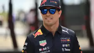 Luego de una lluvia torrencial, Checo Pérez no tuvo una buena segunda práctica del GP de Gran Bretaña