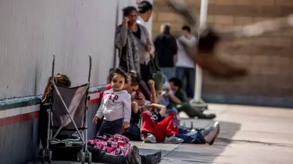 Actualmente se tienen registrados en territorio nacional 5 mil 300 menores migrantes Actualmente se tienen registrados en territorio nacional 5 mil 300 menores migrantes