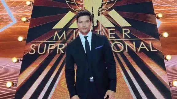 Moisés Peñaloz es el tercer hombre más guapo del mundo, según un certamen