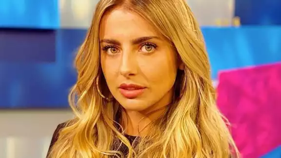 Michelle Renaud explicó que demandó al padre de su hijo Marcelo después de que lastimara al pequeño.
