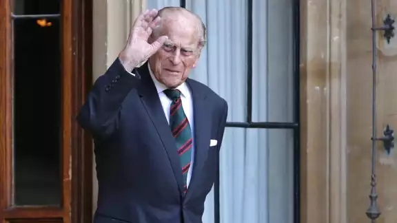 El príncipe Felipe, esposo de la reina Isabel II, murió a los 99 años, así lo informó el Palacio de Buckingham El príncipe Felipe, esposo de la reina Isabel II, murió a los 99 años, así lo informó el Palacio de Buckingham