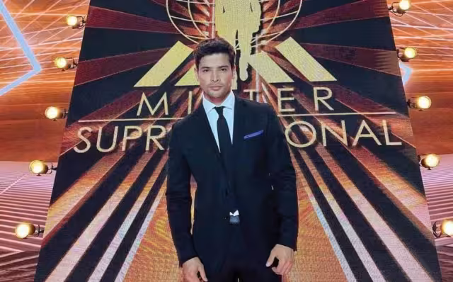 Moisés Peñaloz es el tercer hombre más guapo del mundo, según un certamen