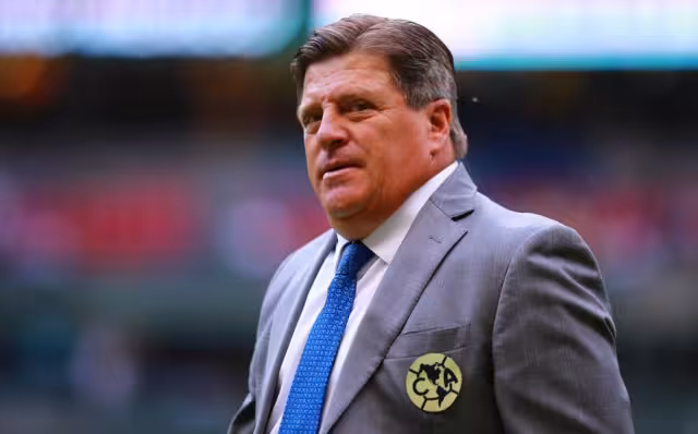 Identifican vehículo en el que escaparon asaltantes de casa de la Miguel Herrera