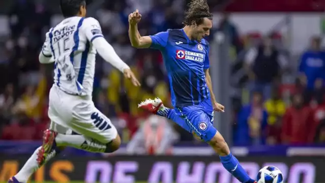 Los Tuzos del Pachuca reciben en casa al Cruz Azul que llega motivado de pasar a las Semifinales de la Concachampions