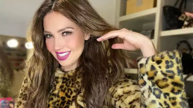 La cantante mostró la celebración con la familia y sus amigos que tuvo lugar anoche en un restaurante de Miami. 
