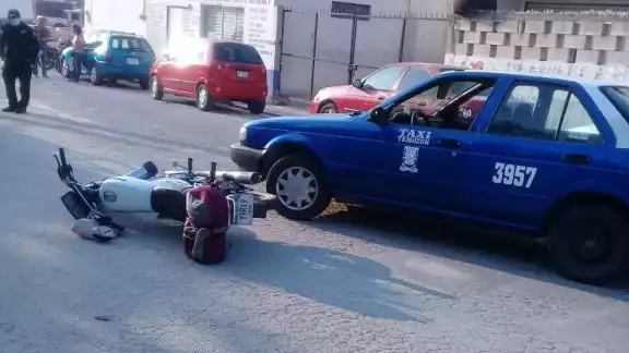 Al lugar llegaron elementos de la Policía Municipal de Valladolid para mediar en la situación