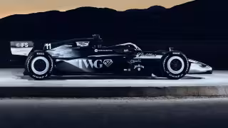 Cadillac presenta en el Super Bowl LX el auto de Checo Pérez para su regreso en la F1