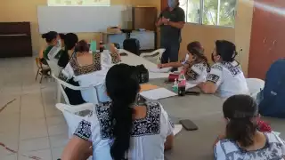 La dependencia ha ido a 62 centros educativos en 2 meses.