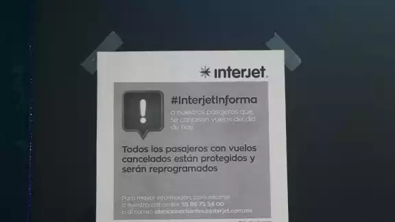 Viajeros se quedan plantados; Interjet les cancela otra vez. Fotos: Víctor Ávalos Viajeros se quedan plantados; Interjet les cancela otra vez. Fotos: Víctor Ávalos