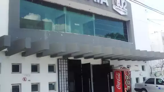 En rueda de prensa, el litigante expuso la serie de irregularidades en torno a la compra venta de un predio