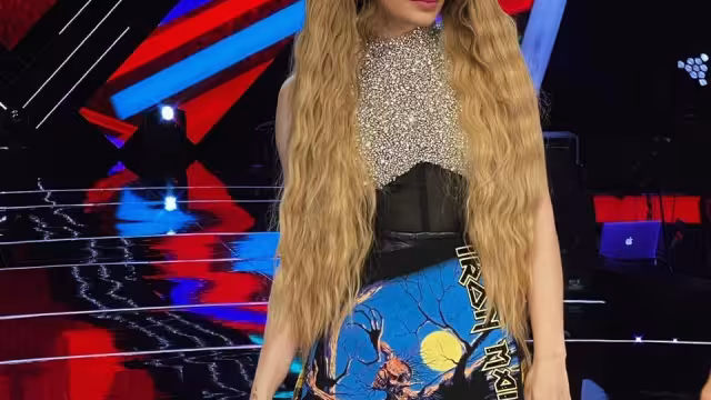 Belinda causó revuelo por su atuendo de Iron Maiden