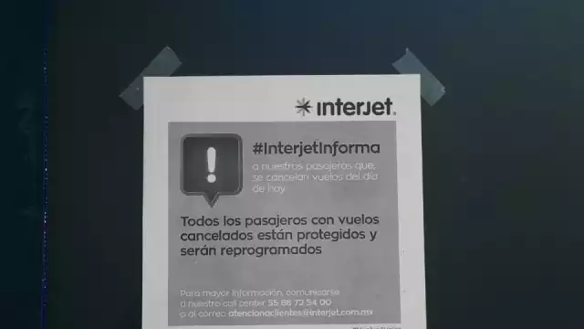 Viajeros se quedan plantados; Interjet les cancela otra vez. Fotos: Víctor Ávalos