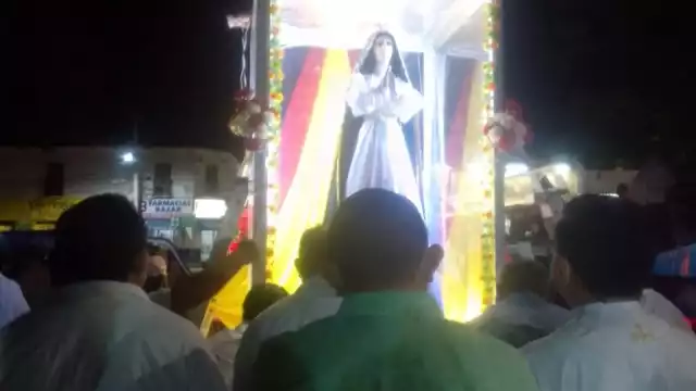 Cierran fiesta religiosa de la Asunción con procesión en Peto, Yucatán