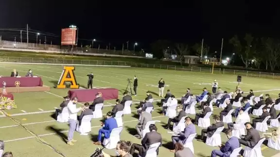 Después de más de un año de la hazaña obtuvieron su anillo