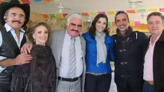 Familia de Vicente Fernández es acusada de tener nexos con el narcotráfico