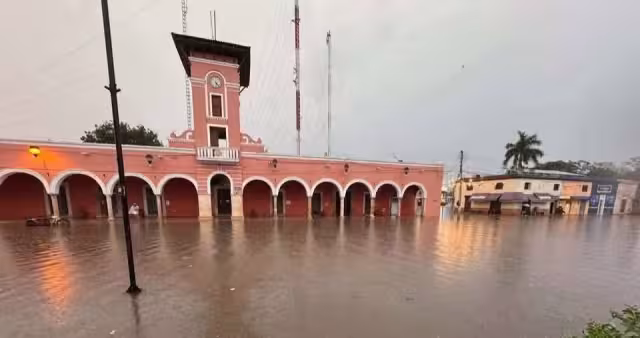 Habitantes critican el desinterés del edil Camilo May Catzín por atender problemas de infraestructura pluvial