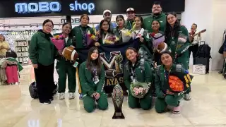 Llegan las Mayas de Cancún campeonas del NFL Flag Championship Americas