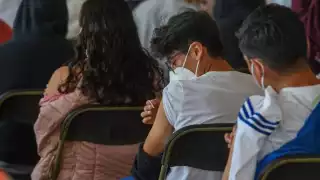 El Gobierno de la CDMX anunció la vacuna que pondrán a los niños de 12 a 14 años, así como los requisitos para poder acudir
