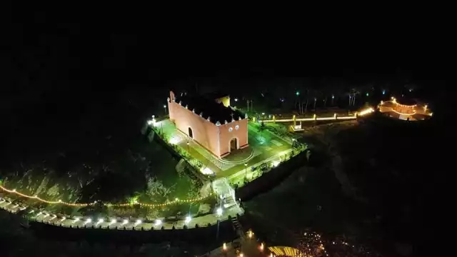 El Gobernador recorrió “La Ermita”, una capilla construida en el año 1645