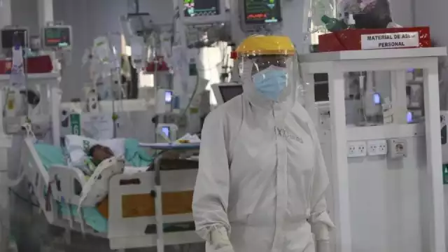 En días pasados se logró vincular a proceso a las dos últimas personas que faltaban por detener presuntas responsables de los casos de meningitis en Durango.