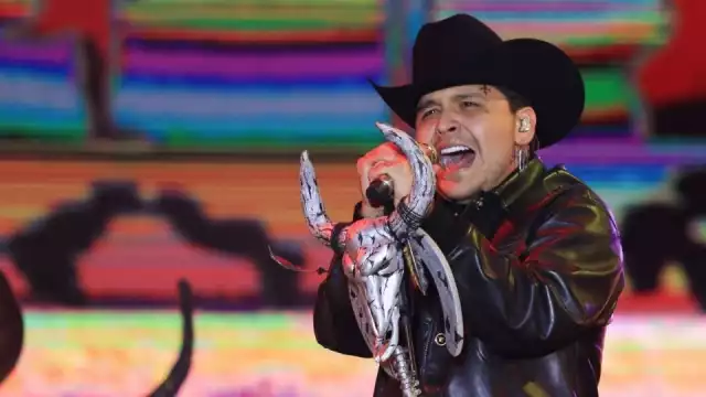 AMLO afirma que eoncierto de Nodal en el Zócalo podría ser el 1 de diciembre