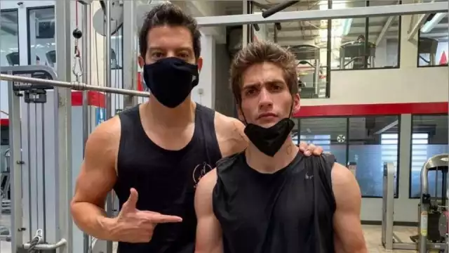 Tristán se declaró bisexual y aseguró que esta confesión lo había distanciado de su famoso papá