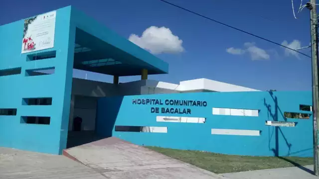 Los pacientes acusan que han visto heces fecales en el suelo.