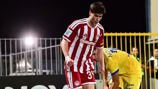 Hormiga González sustituye a El Kaabi tras fuerte lesión con el Olympiacos