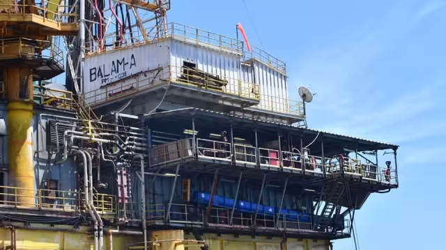 La falta de mantenimiento, el problema que padecen las plataformas de Pemex