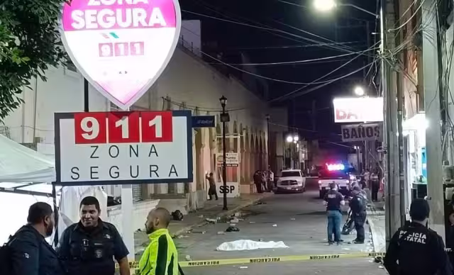 La zona fue acordonada por policías que intervinieron en el hecho