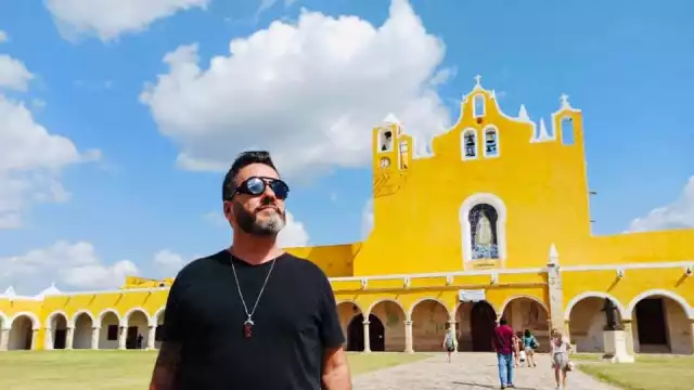 Federico Mazzoni visitó el exconvento franciscano de Izamal, en el vecino Estado de Yucatán