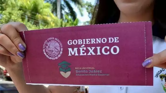 Estudiantes de bachillerato de Yucatán recibirán la beca Benito Juárez Estudiantes de bachillerato de Yucatán recibirán la beca Benito Juárez