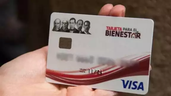 Estudiantes de preparatoria en Yucatán cobrarán la beca Benito Juárez Estudiantes de preparatoria en Yucatán cobrarán la beca Benito Juárez