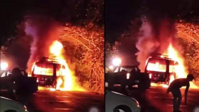 Varias carreteras de Nayarit fueron bloqueadas con vehículos incendiados y ciudadanos reportaron enfrentamientos a tiros.

