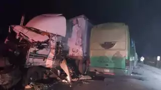 Fatal accidente en la Escárcega–Villahermosa cobra la vida de varias personas  