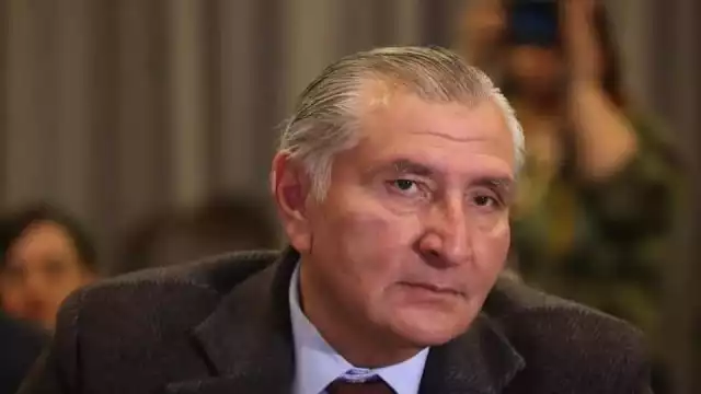 Adán Augusto López aseguró que el gobierno federal no tiene la intención de desaparecer al INE