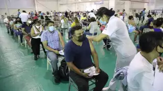 Mérida finaliza vacunación de personas de 40 a 49 años contra el coronavirus