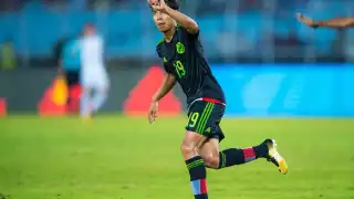 No es seguro que Betis preste a Diego Lainez