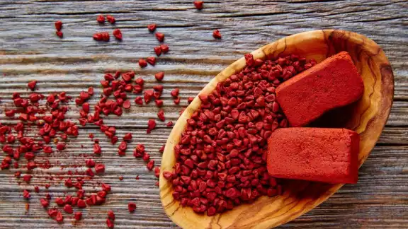 El achiote no sólo se utiliza en la cocina, también en la industria cosmética