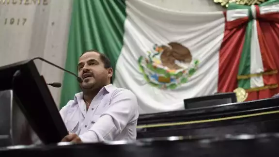 Ernesto Cuevas Hernández, subprocurador de Medio Ambiente, se encontraba en una florería cuando fue atacado