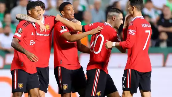 Manchester rescata un triunfo agónico pese al mal juego de Cristiano Ronaldo