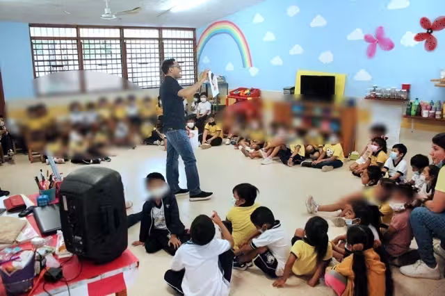 Los docentes de primaria encabezan el listado, con 9 mil 586; seguido de los de secundaria, con 8 mil 832. En tercer sitio aparecen los de nivel superior